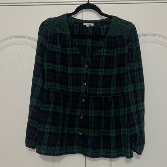 Maurice’s Green and Black Plaid Button-Up Blouse size medium - Picture 1 of 7